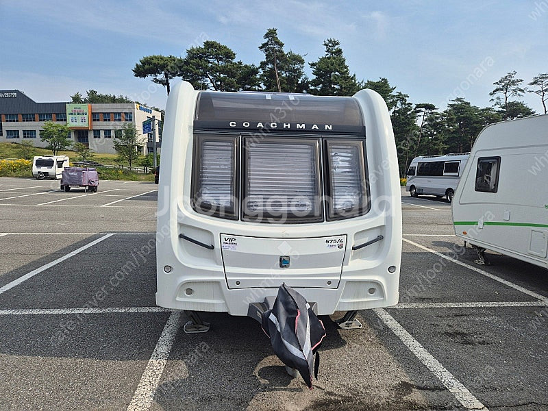 카라반 코치맨 VIP 575/4 판매합니다.--0